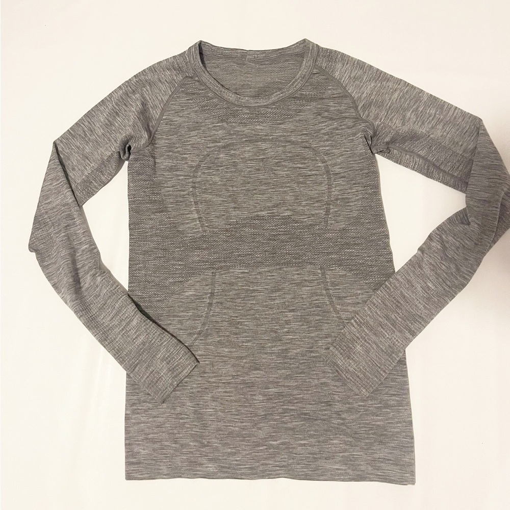 Lululemon Swiftly Tech Gray Top Size 8 - image 1